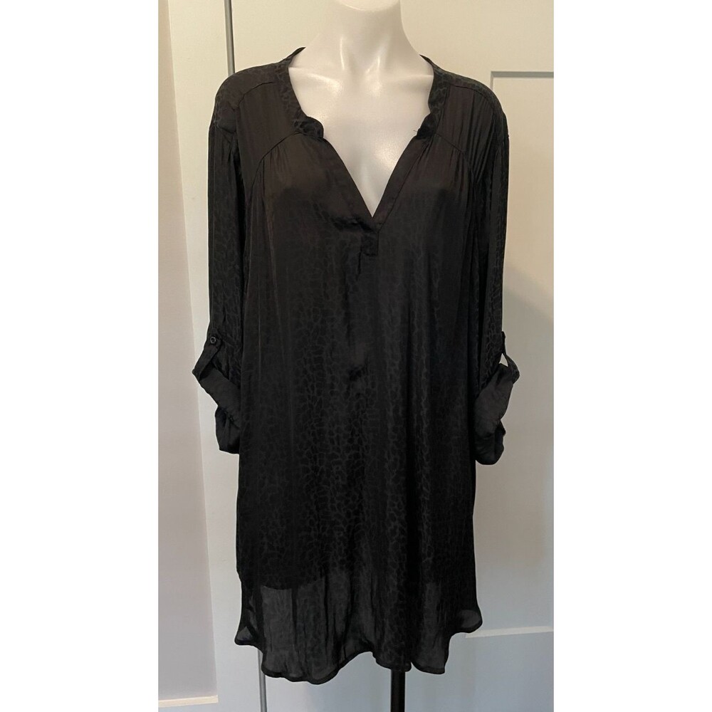 TORRID Womens TOP 3/4 Tab Sleeve BLACK Animal Print Size 5 (5X 28)